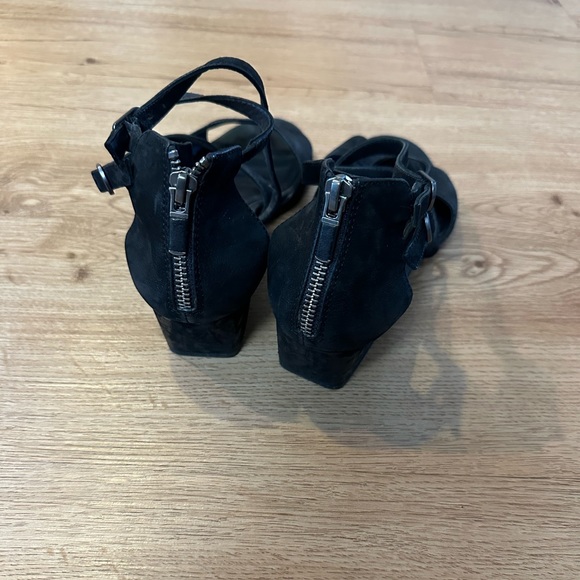Eileen fisher sandals - Picture 2 of 4